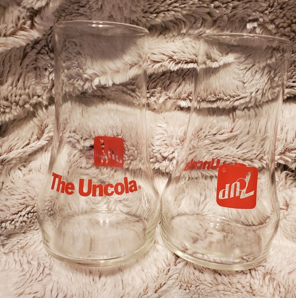 7UP Upside Down Glass The Uncola Coca Cola 70s Vintage 16oz 6”Tall Set Of 2